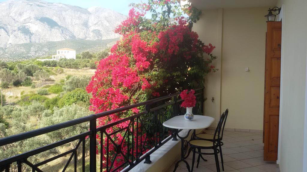 Thalina Hotel Marathokampos Bagian luar foto